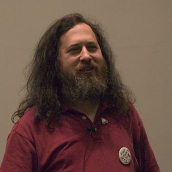 简介：Richard StallmanStallman，得名于 GNU 工程，在这个工程里他致力于开发一套免费的操作系统。为此他