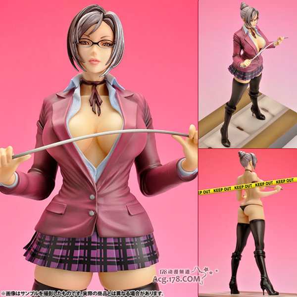 之前的校服+教鞭版手办（2013年8月末发售，10,290日元）